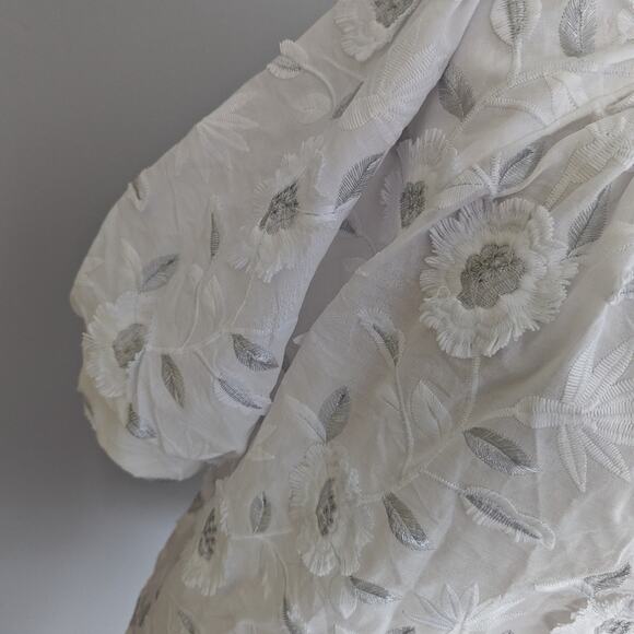 NEW Women's Chicos 3 Peasant Top Alabaster White Silver $119 - Picture 5 of 5